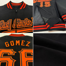 Laden Sie das Bild in den Galerie-Viewer, Uksn Individuelles Bomberjacke in Schwarz-Creme mit Reißverschluss und Varsity-Letterman-Stil
