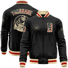 Laden Sie das Bild in den Galerie-Viewer, Uksn Individuelles Bomberjacke in Schwarz-Creme-Rot mit Vintage-USA-Flagge, Reißverschluss und Varsity-Letterman-Stil

