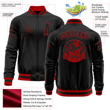 Laden Sie das Bild in den Galerie-Viewer, Uksn Individuelles Bomberjacke in Schwarz-Rot mit Reißverschluss und Varsity-Letterman-Stil
