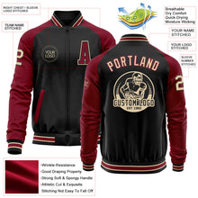 Laden Sie das Bild in den Galerie-Viewer, Uksn Individuelles Bomberjacke in Schwarz-City-Creme-Karmesinrot mit Reißverschluss, Zweifarben-Design und Varsity-Letterman-Stil
