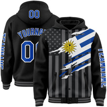 Laden Sie das Bild in den Galerie-Viewer, Uksn Individuelles Bomberjacke in Schwarz-Gewitterblau-Grau mit 3D-Uruguay-Flagge, Druckknopfleiste, Kapuze und Varsity-Letterman-Stil
