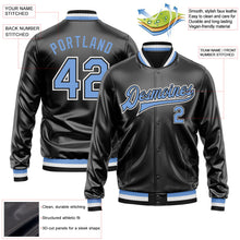Laden Sie das Bild in den Galerie-Viewer, Uksn Individuelles Bomberjacke in Schwarz-Hellblau-Weiß mit Kunstleder, Druckknopfleiste und Varsity-Letterman-Stil
