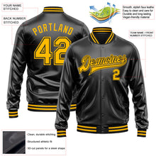 Laden Sie das Bild in den Galerie-Viewer, Uksn Individuelles Bomberjacke in Schwarz-Gold-Schwarz mit Kunstleder, Druckknopfleiste und Varsity-Letterman-Stil
