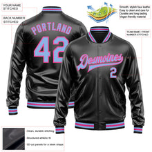 Laden Sie das Bild in den Galerie-Viewer, Uksn Individuelles Bomberjacke in Schwarz-Hellblau-Pink mit Kunstleder, Druckknopfleiste und Varsity-Letterman-Stil
