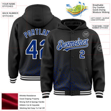Laden Sie das Bild in den Galerie-Viewer, Uksn Individuelles Bomberjacke in Schwarz-Royalblau-Weiß mit Leopardenmuster und Verlaufseffekt, Druckknopfleiste, Kapuze und Varsity-Letterman-Stil
