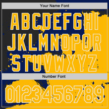Laden Sie das Bild in den Galerie-Viewer, Uksn Individuelles Bomberjacke in Schwarz-Gold-Royalblau-Weiß mit Design im Torn-Paper-Stil und Farbspritzern, Druckknopfleiste, Kapuze und Varsity-Letterman-Stil
