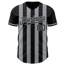 Laden Sie das Bild in den Galerie-Viewer, Uksn Individuelles Schwarz-Grau Klassischer Vertikalstreifen Flüssige Textur Authentisches Baseball-Trikot
