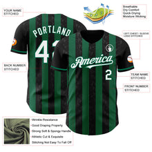 Laden Sie das Bild in den Galerie-Viewer, Uksn Individuelles Schwarz Weiß-Kelly-Grün Klassischer Vertikalstreifen Flüssige Textur Authentisches Baseball-Trikot
