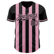 Laden Sie das Bild in den Galerie-Viewer, Uksn Individuelles Schwarz-Hellrosa Klassischer Vertikalstreifen Flüssige Textur Authentisches Baseball-Trikot

