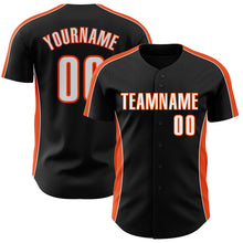 Laden Sie das Bild in den Galerie-Viewer, Uksn Individuelles Schwarz Weiß-Orange Klassischer Farbblock Seitenpanel-Streifen Authentisches Baseball-Trikot
