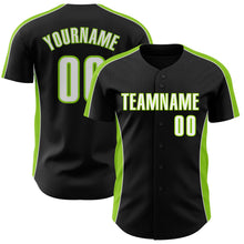 Laden Sie das Bild in den Galerie-Viewer, Uksn Individuelles Schwarz Weiß-Neongrün Klassischer Farbblock Seitenpanel-Streifen Authentisches Baseball-Trikot
