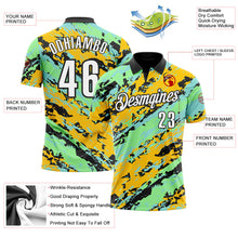 Laden Sie das Bild in den Galerie-Viewer, Uksn Individuelles Schwarz Erbsengrün Eisblau-Gold 3D-Bowling abstrakte Grunge-Kunst Funktions-Poloshirt
