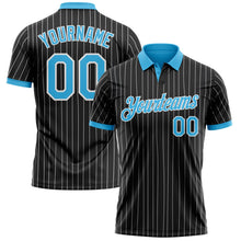 Laden Sie das Bild in den Galerie-Viewer, Uksn Individuelles Schwarz Weiß mit Nadelstreifen-Himmelblau Funktions-Poloshirt
