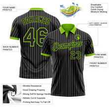 Laden Sie das Bild in den Galerie-Viewer, Uksn Individuelles Schwarz Weiß mit Nadelstreifen-Neongrün Funktions-Poloshirt
