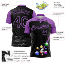 Laden Sie das Bild in den Galerie-Viewer, Uksn Individuelles Schwarz-Mittelviolett Billardkugeln Funktions-Poloshirt
