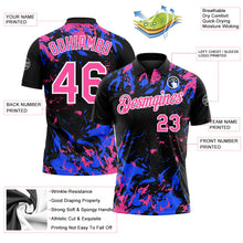 Laden Sie das Bild in den Galerie-Viewer, Uksn Individuelles Schwarz Pink Royalblau-Weiß Dynamische Spritzer-Pinselstrich Funktions-Poloshirt
