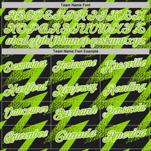 Laden Sie das Bild in den Galerie-Viewer, Uksn Individuelles Schwarz Neongrün-Weiß Geometrische Zickzackform Blitz Funktions-Poloshirt
