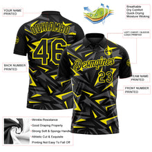 Laden Sie das Bild in den Galerie-Viewer, Uksn Individuelles Schwarz Stahlgrau-Hellgelb Cyber Mecha E-Sport geometrische Splitter Spike Funktions-Poloshirt
