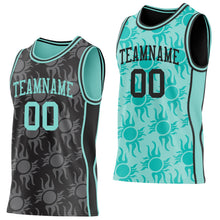 Laden Sie das Bild in den Galerie-Viewer, Uksn Individuelles Schwarz-Eisblau Seitenstreifen Sonnenflamme Wendbar Doppelseitig Sublimation Basketball-Set Trikot
