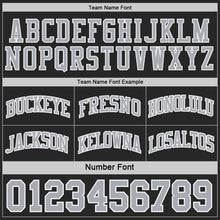 Laden Sie das Bild in den Galerie-Viewer, Uksn Individuelles Schwarz Grau-Weiß Seitenpanel Geometrisch Chevron Wendbar Doppelseitig Sublimation Basketball-Set Trikot
