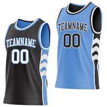 Laden Sie das Bild in den Galerie-Viewer, Uksn Individuelles Schwarz Weiß-Hellblau Seitenpanel Geometrisch Chevron Wendbar Doppelseitig Sublimation Basketball-Set Trikot
