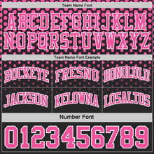 Laden Sie das Bild in den Galerie-Viewer, Uksn Individuelles Schwarz Pink-Weiß Seitenstreifen Verlauf Geometrisch Wabenmuster Wendbar Doppelseitig Sublimation Basketball-Set Trikot
