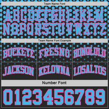 Laden Sie das Bild in den Galerie-Viewer, Uksn Individuelles Schwarz Himmelblau-Pink Seitenstreifen Verlauf Geometrisch Wabenmuster Wendbar Doppelseitig Sublimation Basketball-Set Trikot
