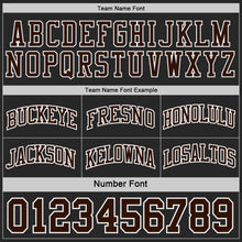 Laden Sie das Bild in den Galerie-Viewer, Uksn Individuelles Schwarz(Creme) Braun-Weiß Camouflage Seitenstreifen Wendbar Doppelseitig Sublimation Basketball-Set Trikot
