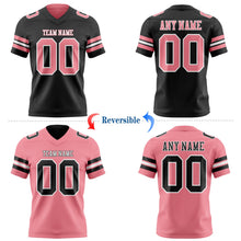 Laden Sie das Bild in den Galerie-Viewer, Uksn Individuelles Schwarz Mittelrosa-Weiß Wendbares Zweiseitiges Authentisches Football Trikot
