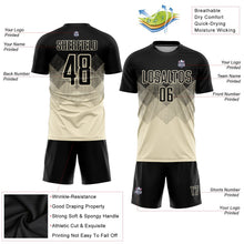 Laden Sie das Bild in den Galerie-Viewer, Uksn Individuelles Creme Schwarz Sublimations-Fußballtrikot

