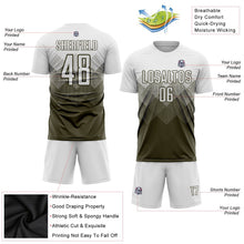Laden Sie das Bild in den Galerie-Viewer, Uksn Individuelles Oliv Weiß Sublimations Salute-to-Service-Fußballtrikot
