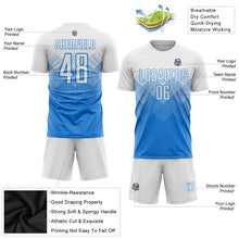 Laden Sie das Bild in den Galerie-Viewer, Uksn Individuelles Puderblau Weiß Sublimations-Fußballtrikot
