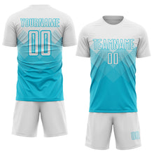 Laden Sie das Bild in den Galerie-Viewer, Uksn Individuelles Lakes Blau Weiß Sublimations-Fußballtrikot
