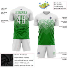 Laden Sie das Bild in den Galerie-Viewer, Uksn Individuelles Grasgrün Weiß Sublimations-Fußballtrikot
