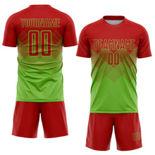 Laden Sie das Bild in den Galerie-Viewer, Uksn Individuelles Neongrün Rot Sublimations-Fußballtrikot
