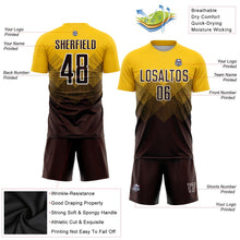 Laden Sie das Bild in den Galerie-Viewer, Uksn Individuelles Gold Braun-Weiß Sublimations-Fußballtrikot
