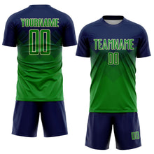 Laden Sie das Bild in den Galerie-Viewer, Uksn Individuelles Marineblau Grasgrün-Creme Sublimations-Fußballtrikot
