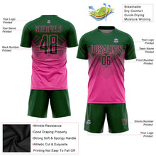 Laden Sie das Bild in den Galerie-Viewer, Uksn Individuelles Pink Grün Sublimations-Fußballtrikot
