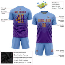 Laden Sie das Bild in den Galerie-Viewer, Uksn Individuelles Hellblau Violett-Gold Sublimations-Fußballtrikot

