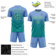 Laden Sie das Bild in den Galerie-Viewer, Uksn Individuelles Hellblau Petrol-Creme Sublimations-Fußballtrikot
