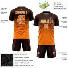 Laden Sie das Bild in den Galerie-Viewer, Uksn Individuelles Braun Bay Orange-Weiß Sublimations-Fußballtrikot
