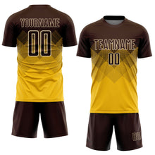 Laden Sie das Bild in den Galerie-Viewer, Uksn Individuelles Gold Braun-Creme Sublimations-Fußballtrikot
