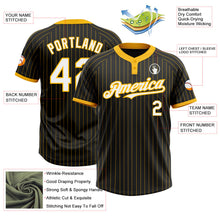 Laden Sie das Bild in den Galerie-Viewer, Uksn Individuelles Schwarz Gold Nadelstreifen Weiß-Gold Zweiknopf Unisex Softball-Trikot

