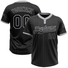 Laden Sie das Bild in den Galerie-Viewer, Uksn Individuelles Schwarz Grau Nadelstreifen Grau Zweiknopf Unisex Softball-Trikot
