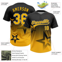 Laden Sie das Bild in den Galerie-Viewer, Uksn Individuelles Schwarz Gold-Weiß Farbverlauf-Stil Funkelnder Stern Zweiknopf Unisex Softball-Trikot
