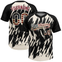 Laden Sie das Bild in den Galerie-Viewer, Uksn Individuelles Schwarz Vintage USA-Flagge-Creme Spritzklecks zerrissener scharfer Pinselstrich Zweiknopf Unisex Softball-Trikot
