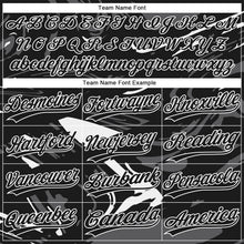 Laden Sie das Bild in den Galerie-Viewer, Uksn Individuelles Schwarz Stahlgrau-Weiß Raglanärmel Abstrakt fließender Marmor Zweiknopf Unisex Softball-Trikot
