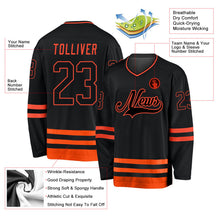Laden Sie das Bild in den Galerie-Viewer, Uksn Individuelles Schwarz Schwarz-Orange Eishockey-Trikot
