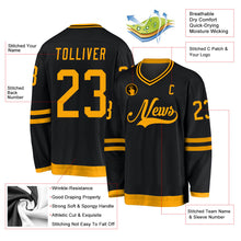 Laden Sie das Bild in den Galerie-Viewer, Uksn Individuelles Schwarz Gold Eishockey-Trikot
